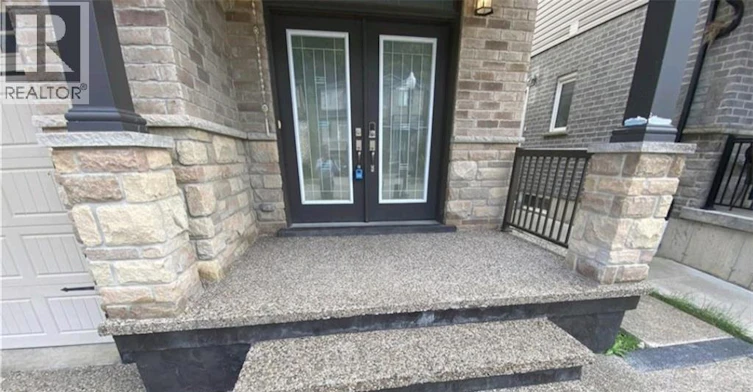 319 Moorlands Crescent, Kitchener, ON, N2P 0C5 - 2