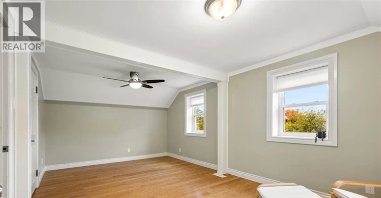 Upper-16 Devitt Avenue S, Waterloo, ON, N2J 1Y5 - 17
