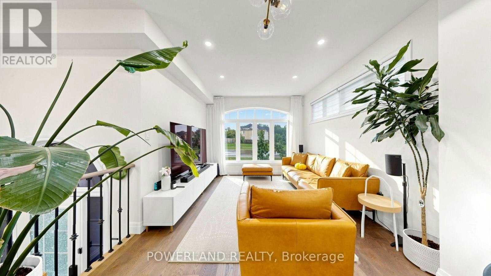259 Dundas Way, Markham, ON, L6E 0S8 - 2