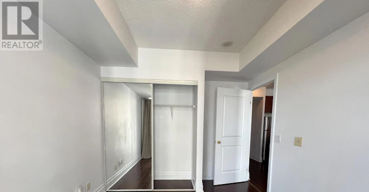 607-111 Upper Duke Crescent, Markham, ON, L6G 0C8 - 11