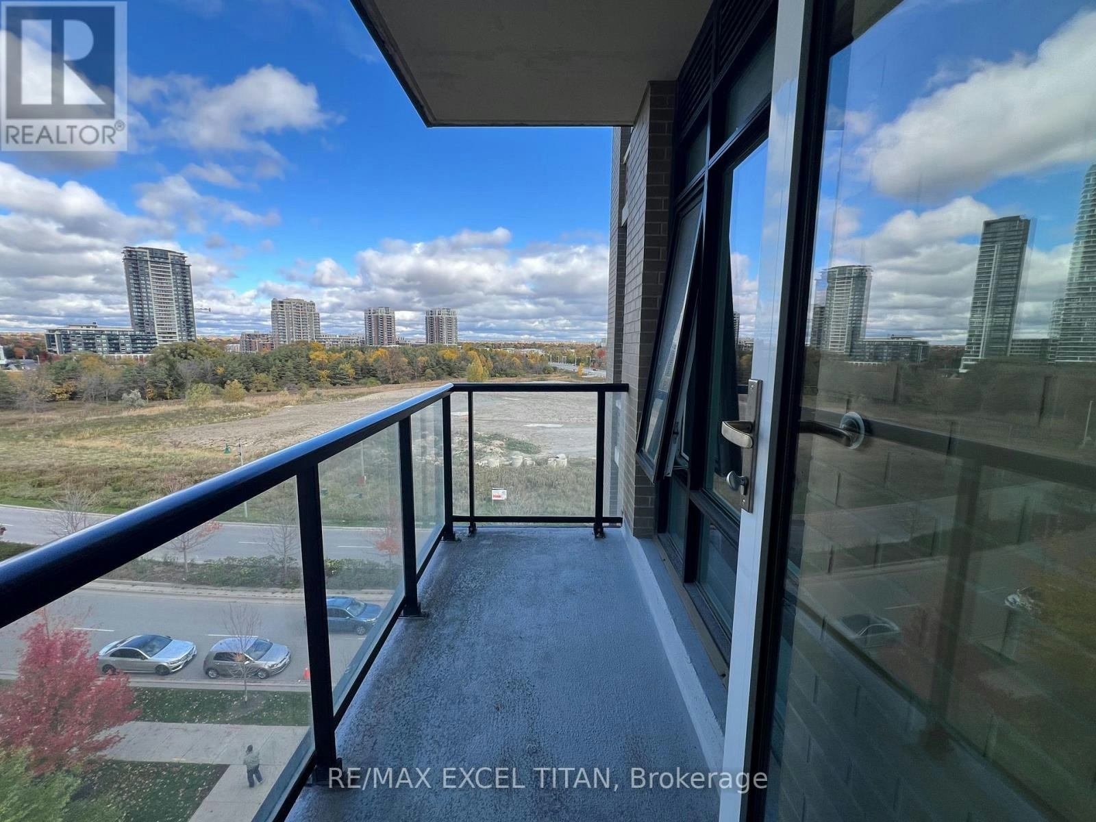 607-111 Upper Duke Crescent, Markham, ON, L6G 0C8 - 14
