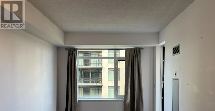 607-111 Upper Duke Crescent, Markham, ON, L6G 0C8 - 5