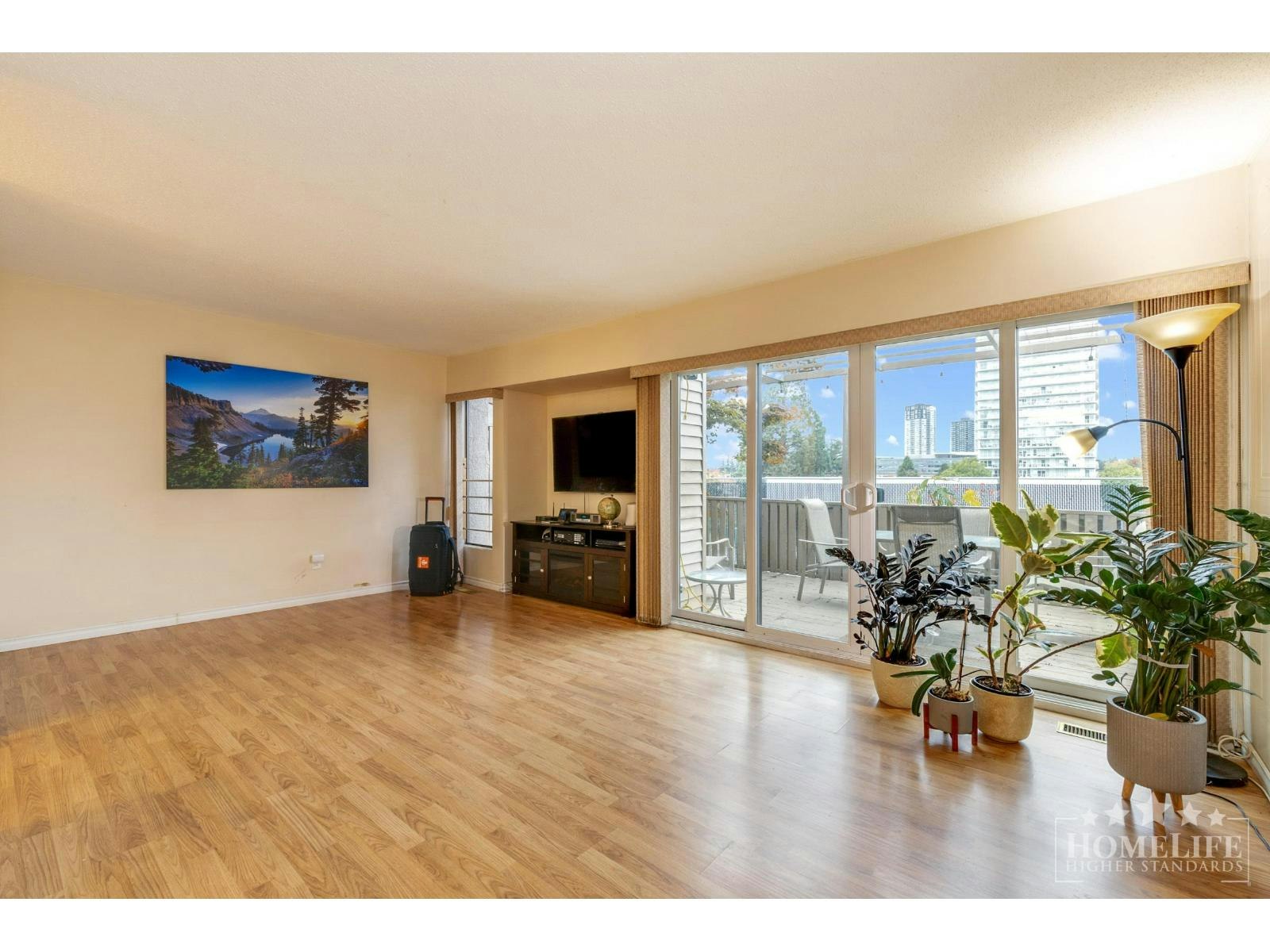 5-13755 102 Avenue, Surrey, BC, V3T 1N9 - 3