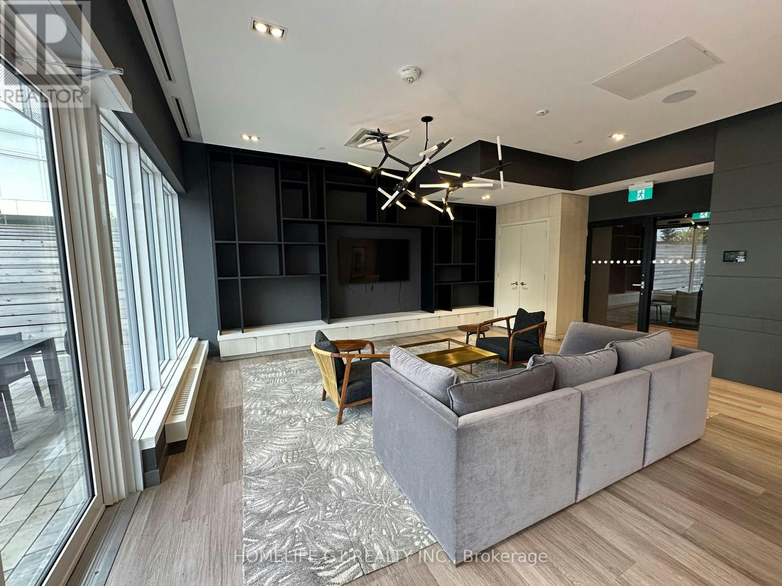 4007-4065 Confederation Parkway, Mississauga, ON, L5B 0L4 - 18