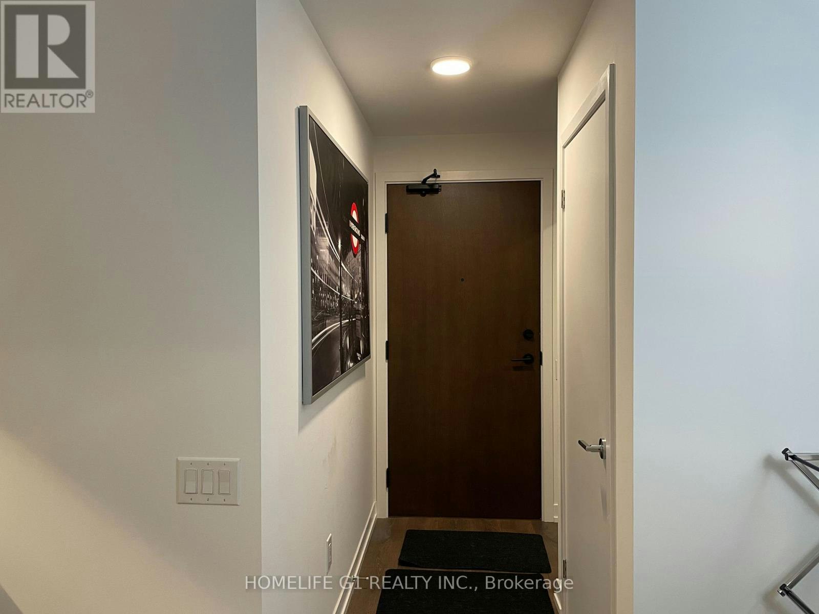 4007-4065 Confederation Parkway, Mississauga, ON, L5B 0L4 - 4