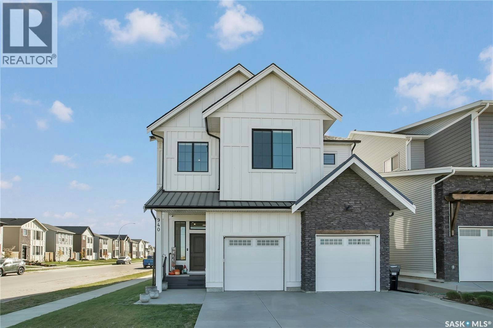 940 Feheregyhazi Boulevard, Saskatoon, SK, S7W 1E1