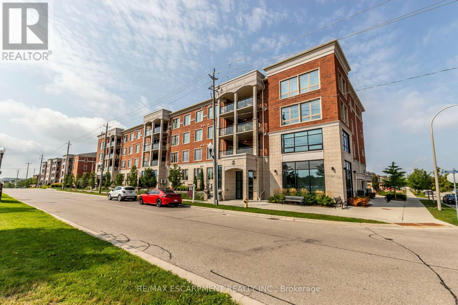 306-175 Commonwealth Street, Kitchener, ON, N2E 0G5 - 2