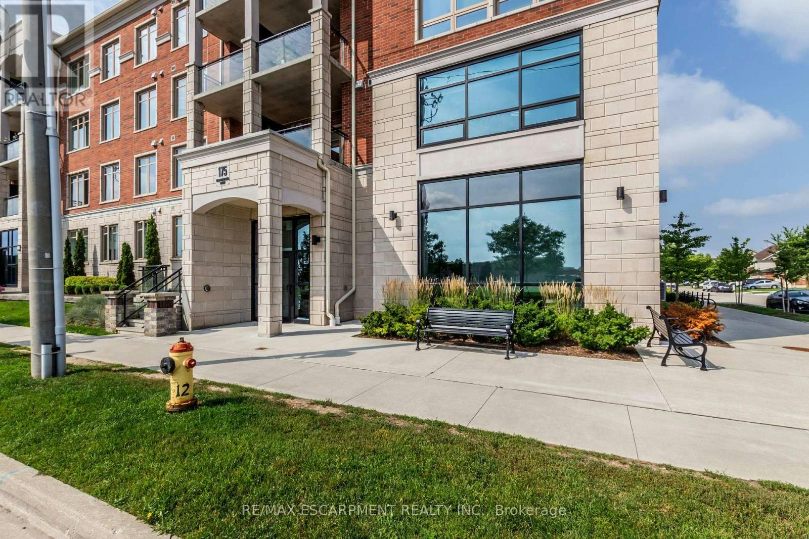 306-175 Commonwealth Street, Kitchener, ON, N2E 0G5 - 3