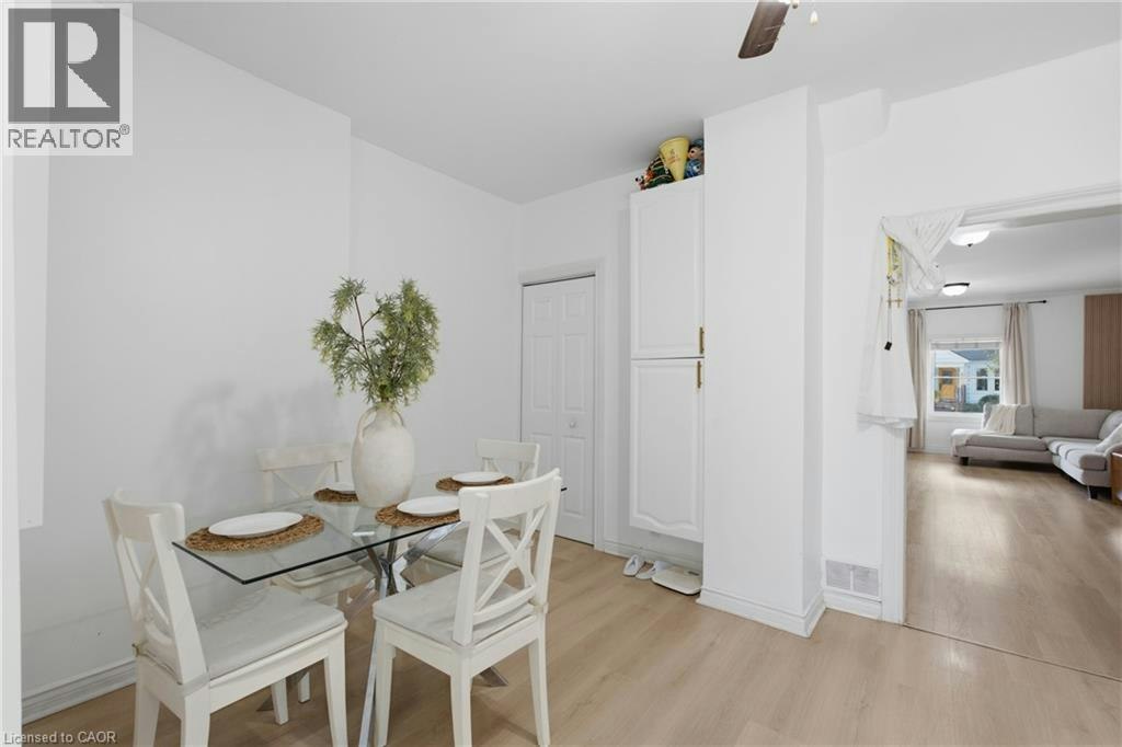 126 Niagara Street, Hamilton, ON, L8L 6A7 - 20