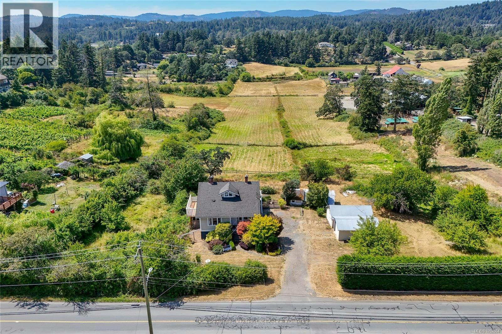 4014 Holland Avenue, Saanich, BC, V8Z 5K1