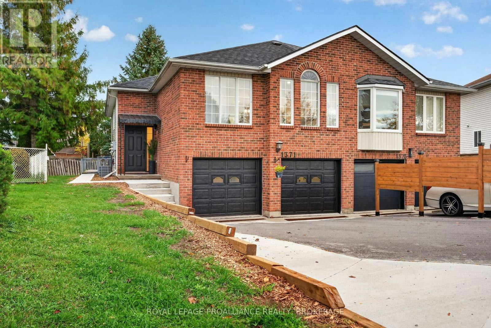 1371 Brackenwood Crescent, Kingston, ON, K7P 2W4