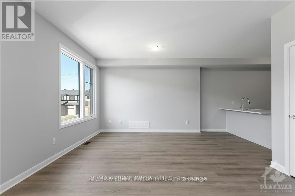 818 Glissade Grove E, Ottawa, ON, K4A 5R5 - 9