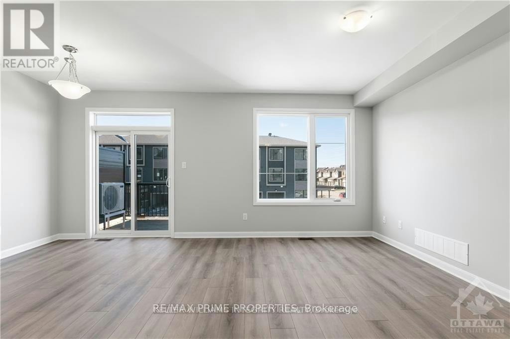 818 Glissade Grove E, Ottawa, ON, K4A 5R5 - 8