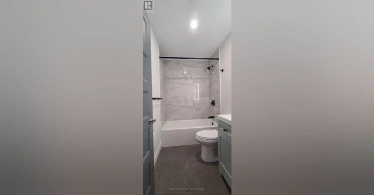 A-398 Marguerite Avenue, Ottawa, ON, K1L 7W6 - 11
