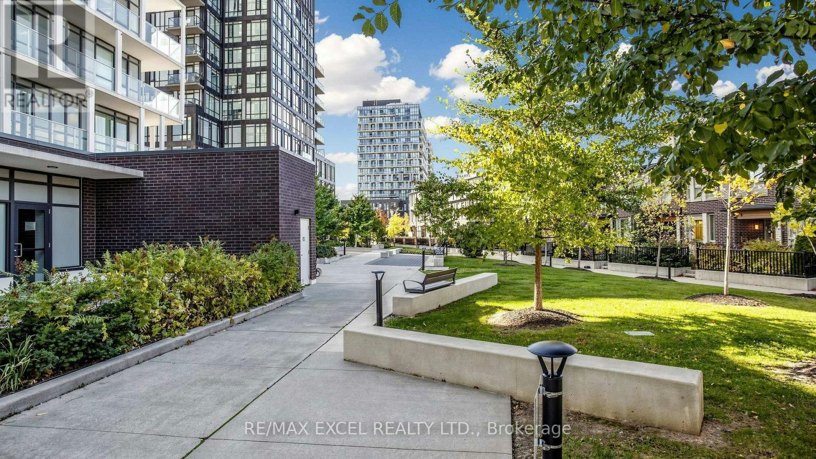TH108-19 Allenbury Gardens, Toronto, ON, M2J 0G6