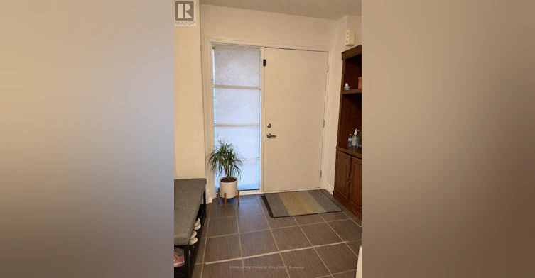 3038 Postridge Drive, Oakville, ON, L6L 0R9 - 4