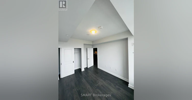 909-3200 William Coltson Avenue, Oakville, ON, L6H 7W6 - 8