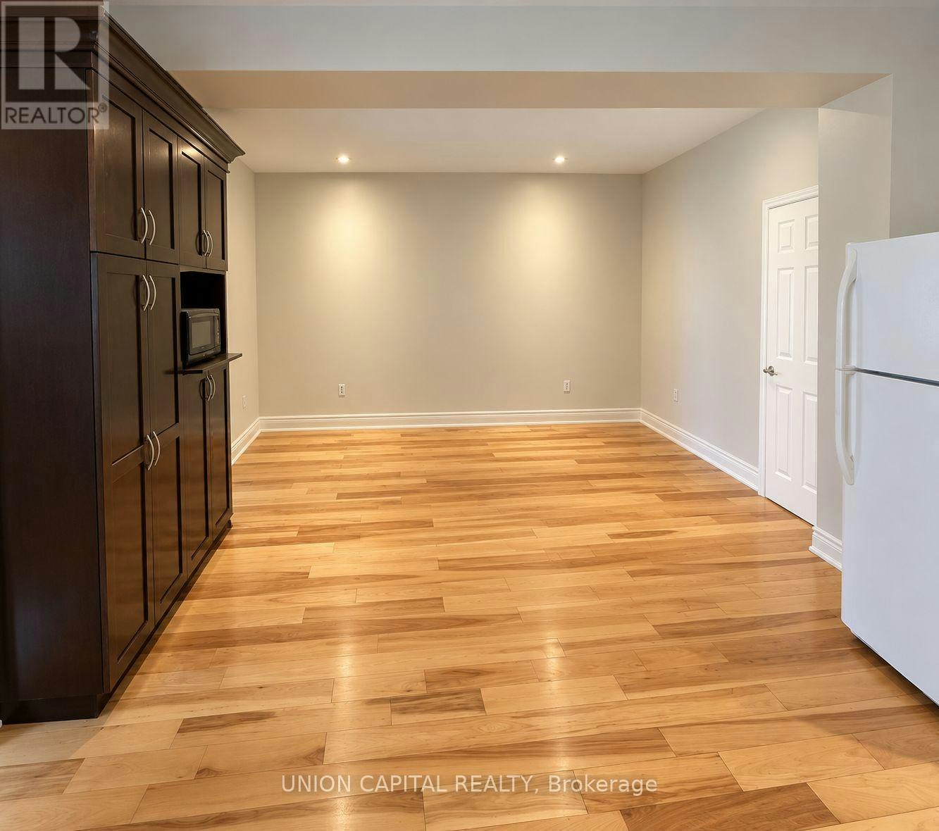 MAIN-84 Runnymede Road, Toronto, ON, M6S 2Y3 - 3