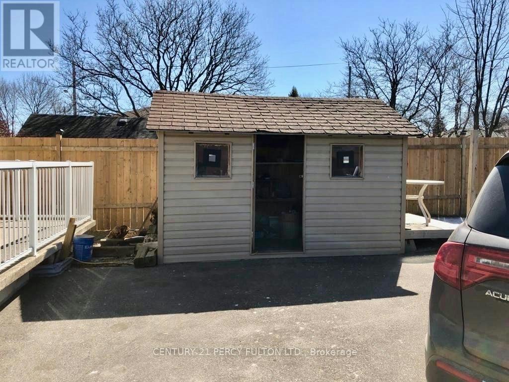 2-952 Scarlett Road, Toronto, ON, M9P 2V6 - 9