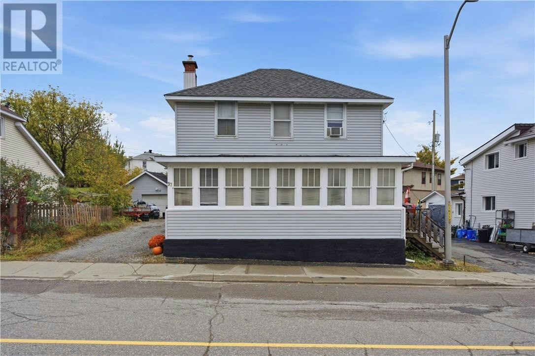 37 Diorite Street, Greater Sudbury, ON, P0M 1N0