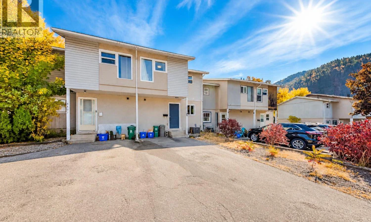 3307 Laurel Crescent