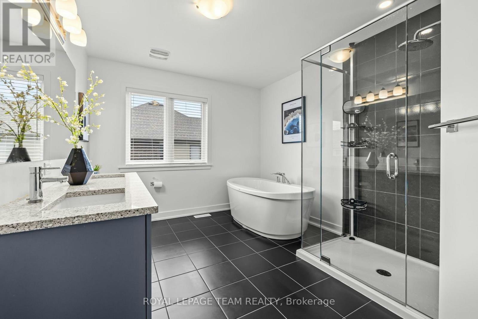 3328 Findlay Creek Drive, Ottawa, ON, K1T 0V2 - 18
