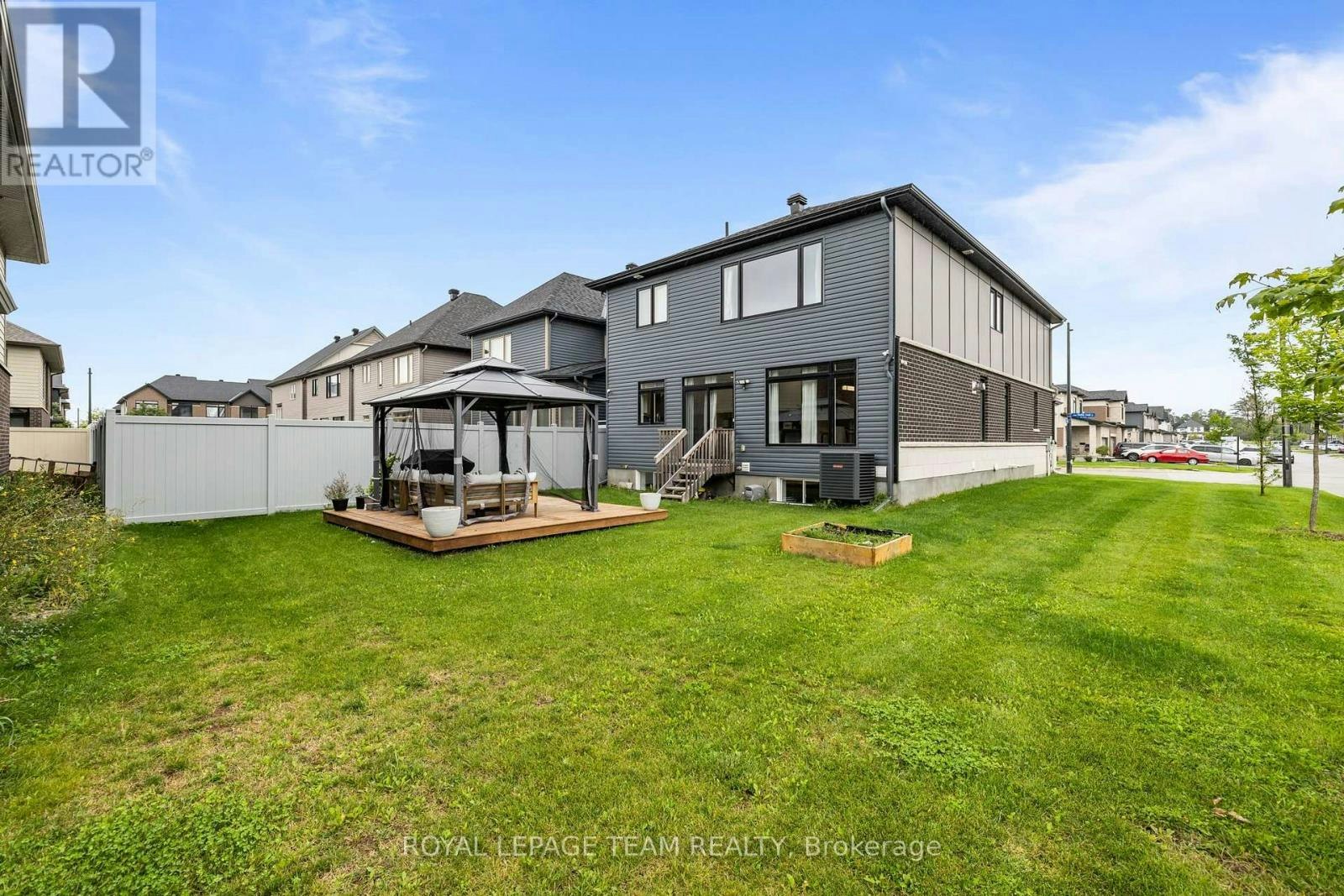 3328 Findlay Creek Drive, Ottawa, ON, K1T 0V2 - 33