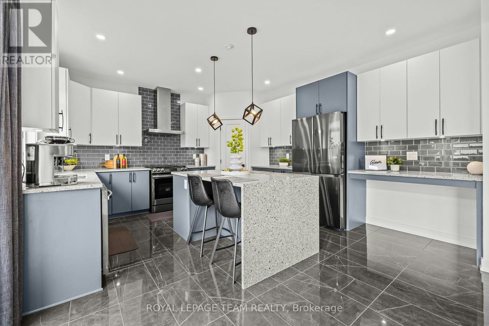 3328 Findlay Creek Drive, Ottawa, ON, K1T 0V2 - 10