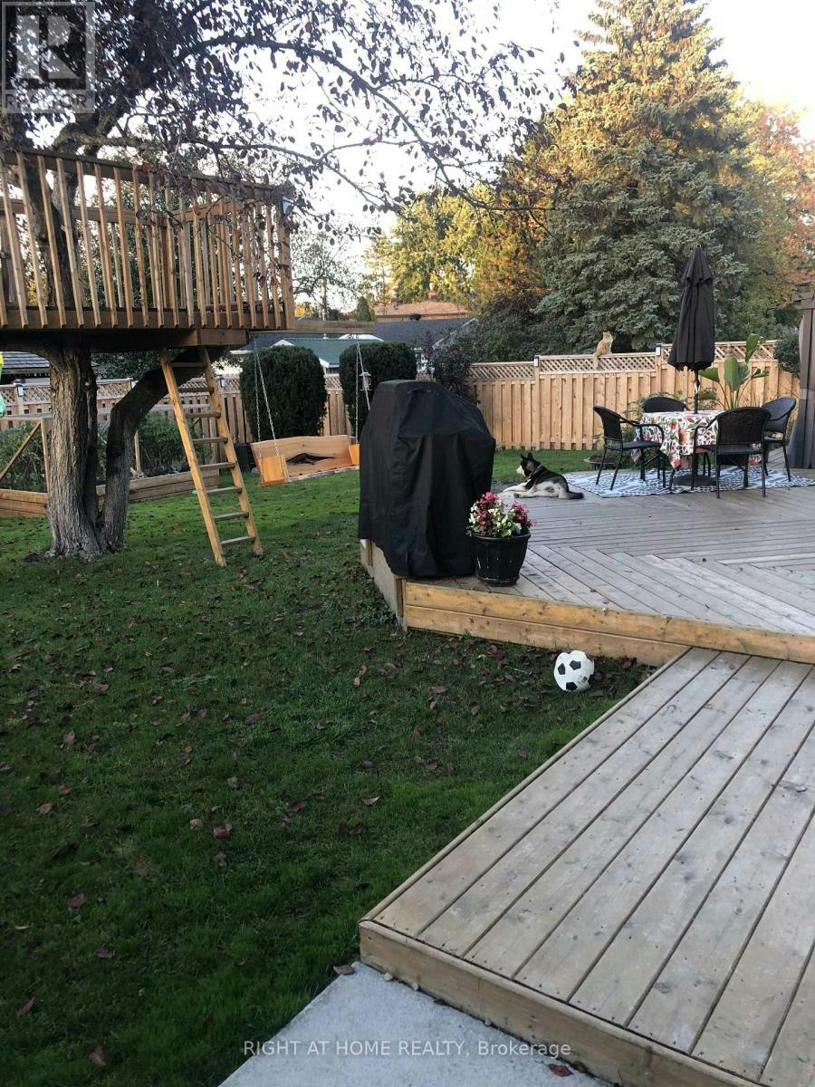 828 Eastvale Drive, Ottawa, ON, K1J 7A4 - 23