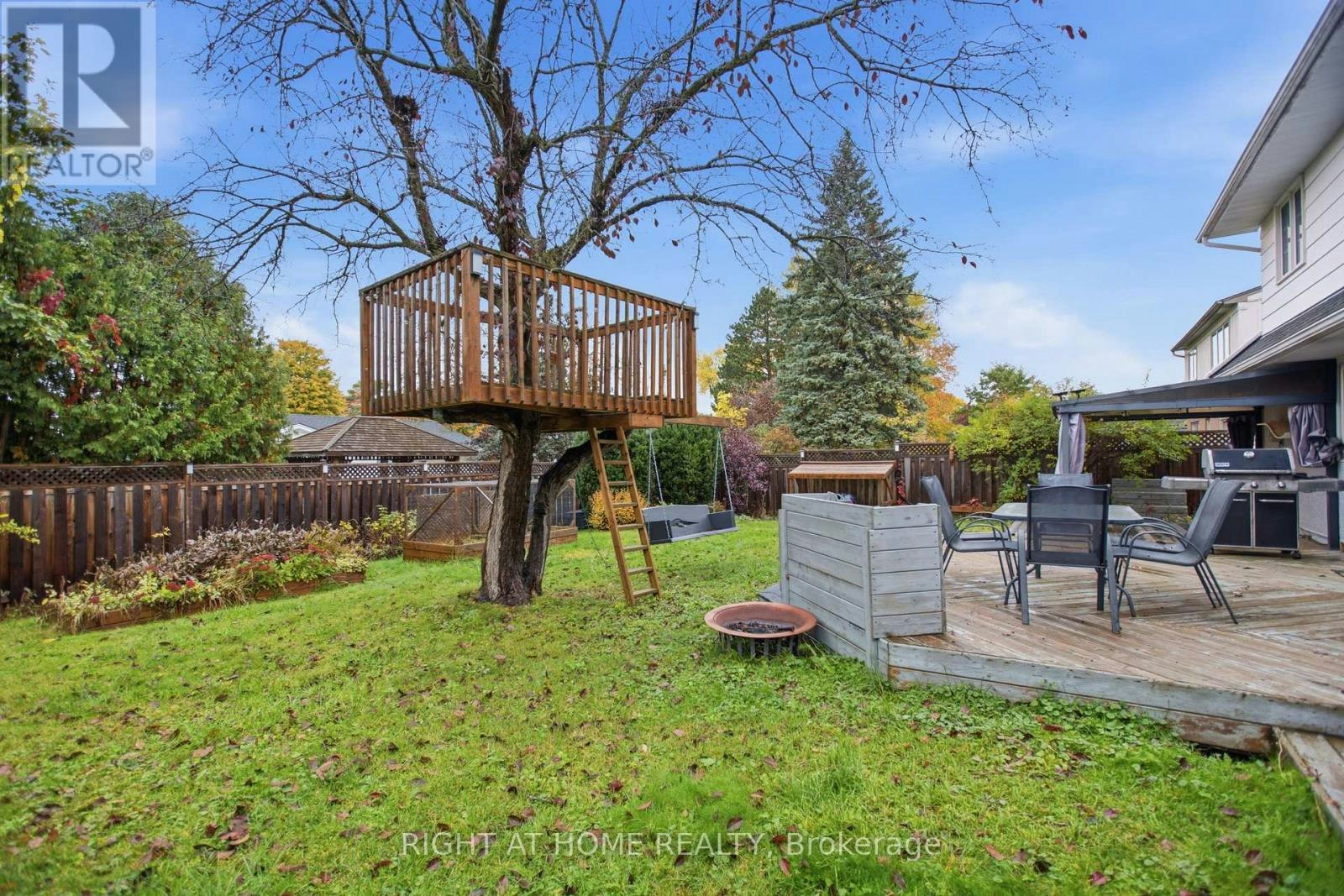 828 Eastvale Drive, Ottawa, ON, K1J 7A4 - 25