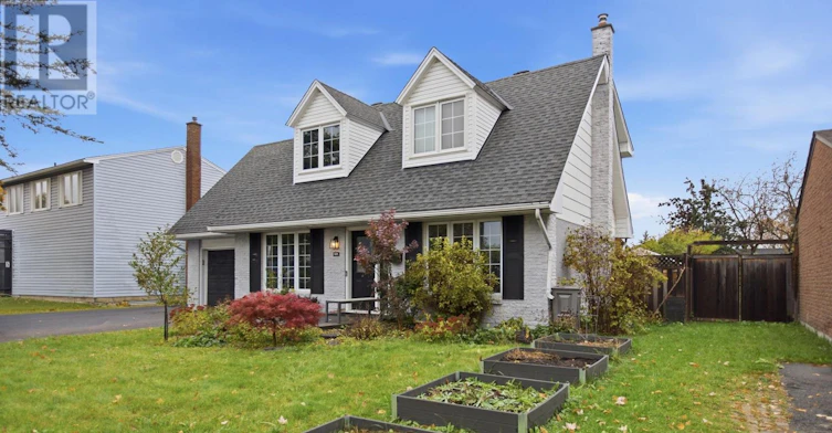 828 Eastvale Drive, Ottawa, ON, K1J 7A4 - 2