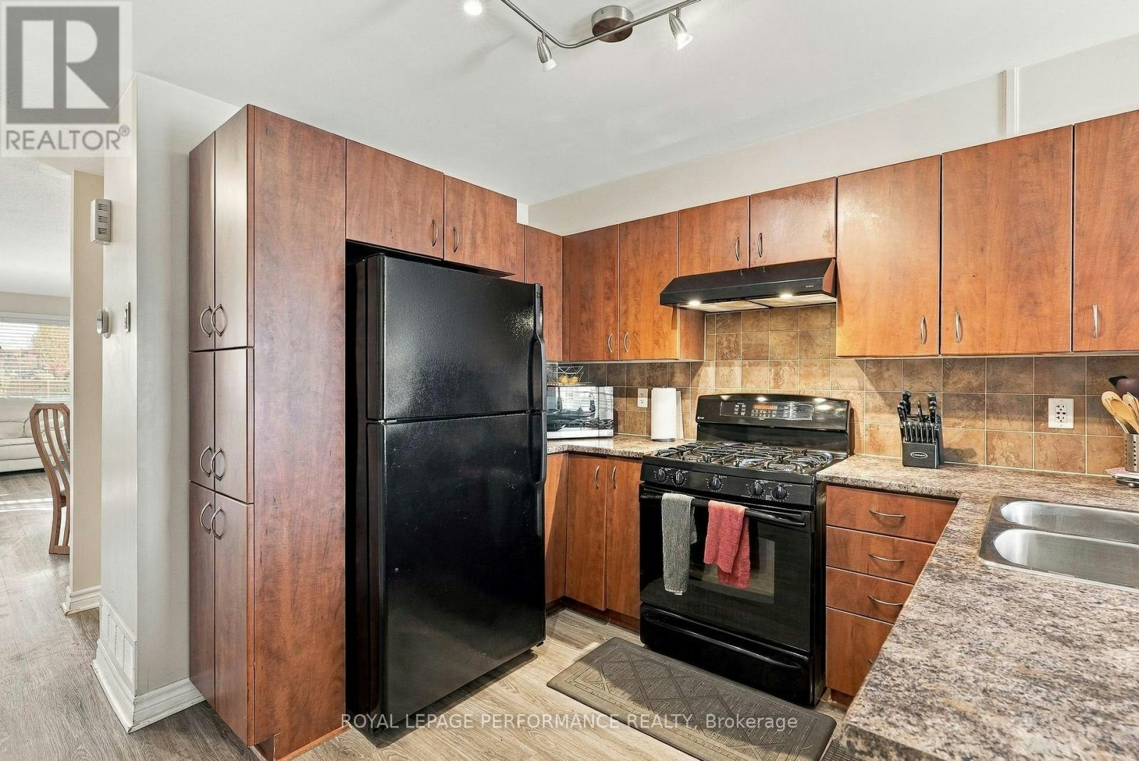 50-80 Brentmore Private, Ottawa, ON, K4A 0B7 - 5