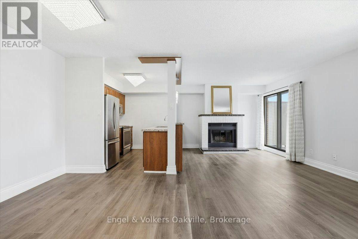 625-1000 Cedarglen Gate, Mississauga, ON, L5C 3Z5 - 6
