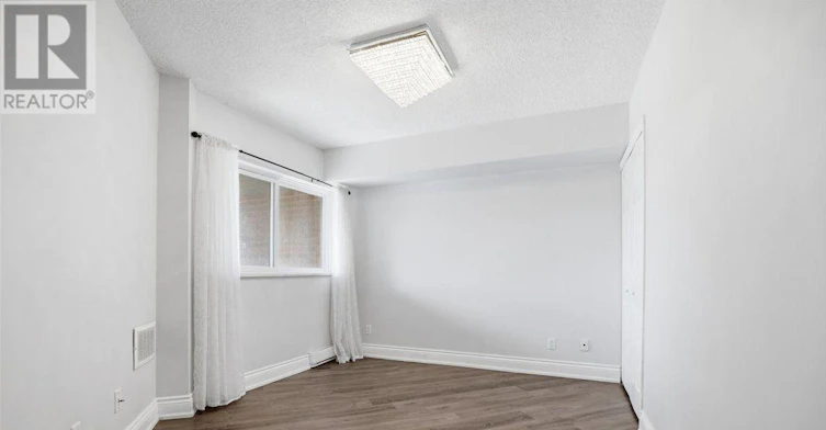 625-1000 Cedarglen Gate, Mississauga, ON, L5C 3Z5 - 12