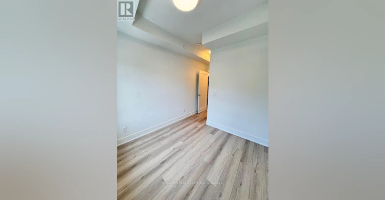 204-8 Manor Road W, Toronto, ON, M4S 0E6 - 11