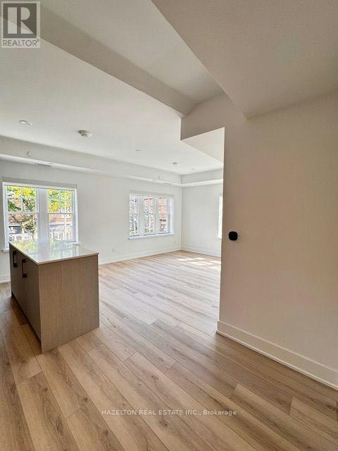 204-8 Manor Road W, Toronto, ON, M4S 0E6 - 15