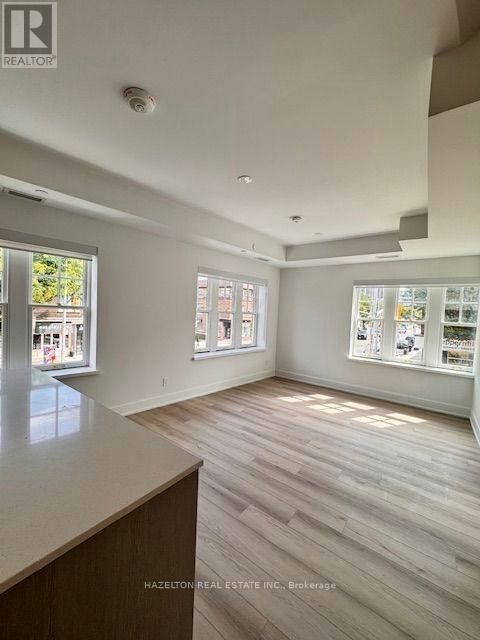 204-8 Manor Road W, Toronto, ON, M4S 0E6 - 5