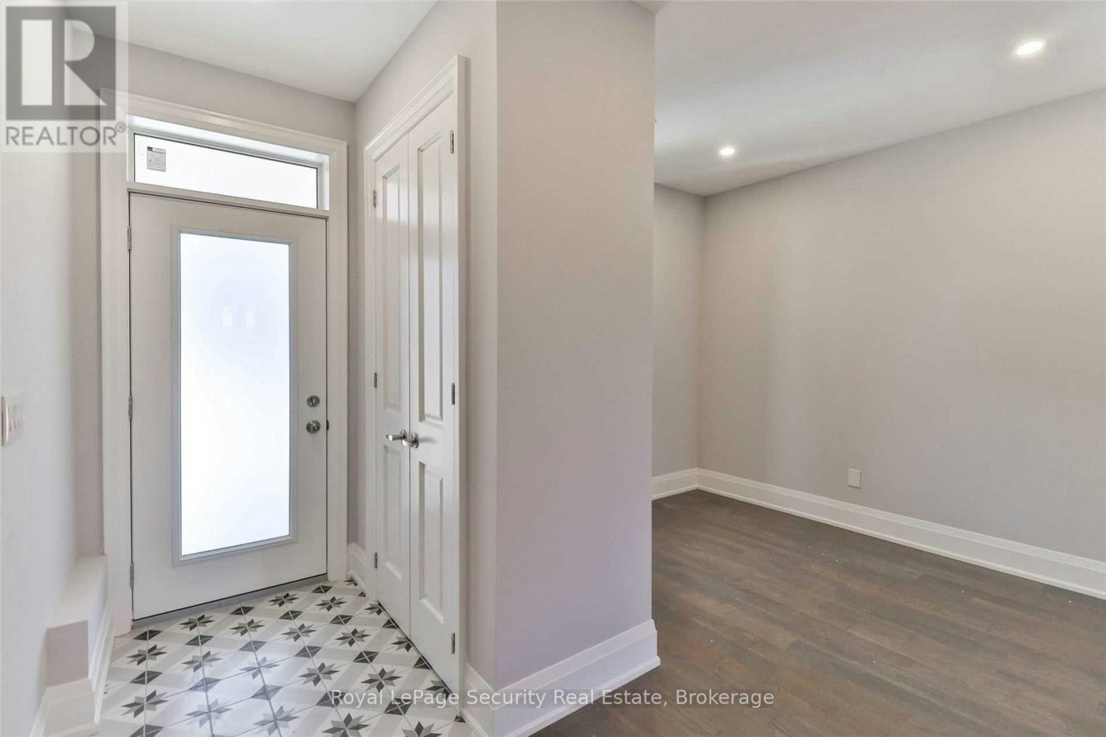 2ND-136 Markham Street, Toronto, ON, M6J 2G5 - 3