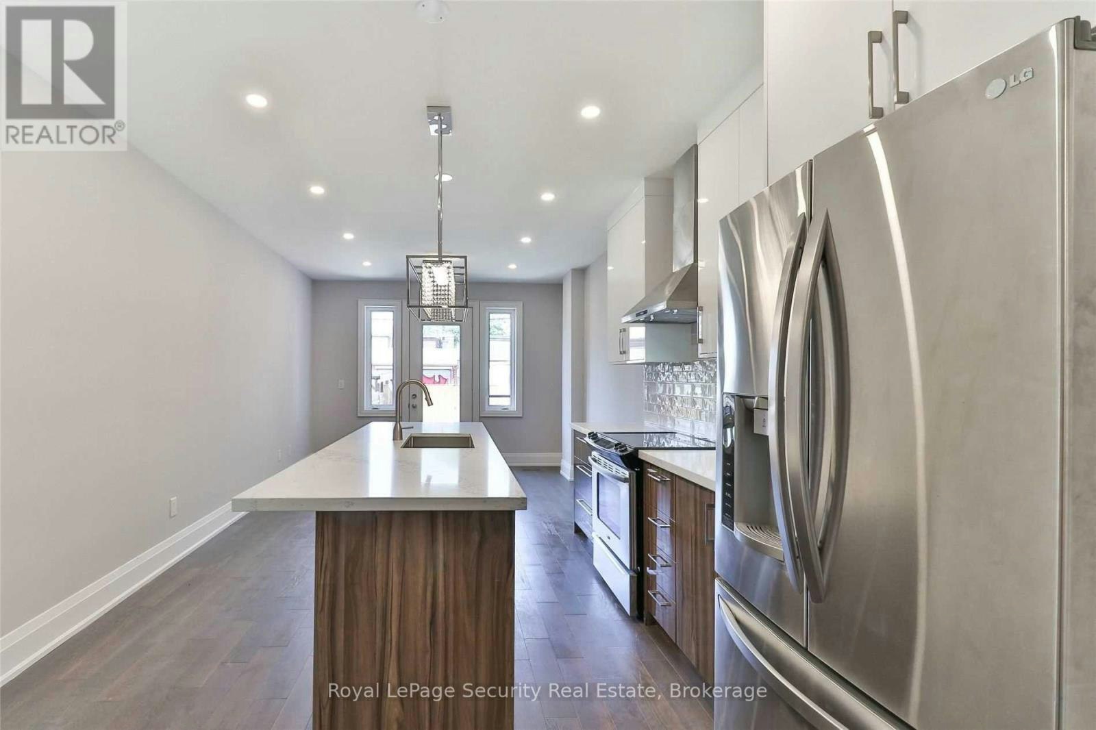 2ND-136 Markham Street, Toronto, ON, M6J 2G5 - 12