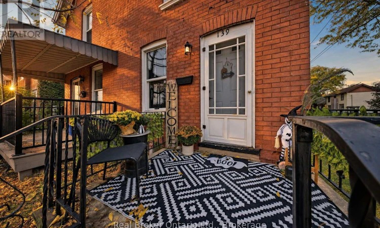 139 Superior Street