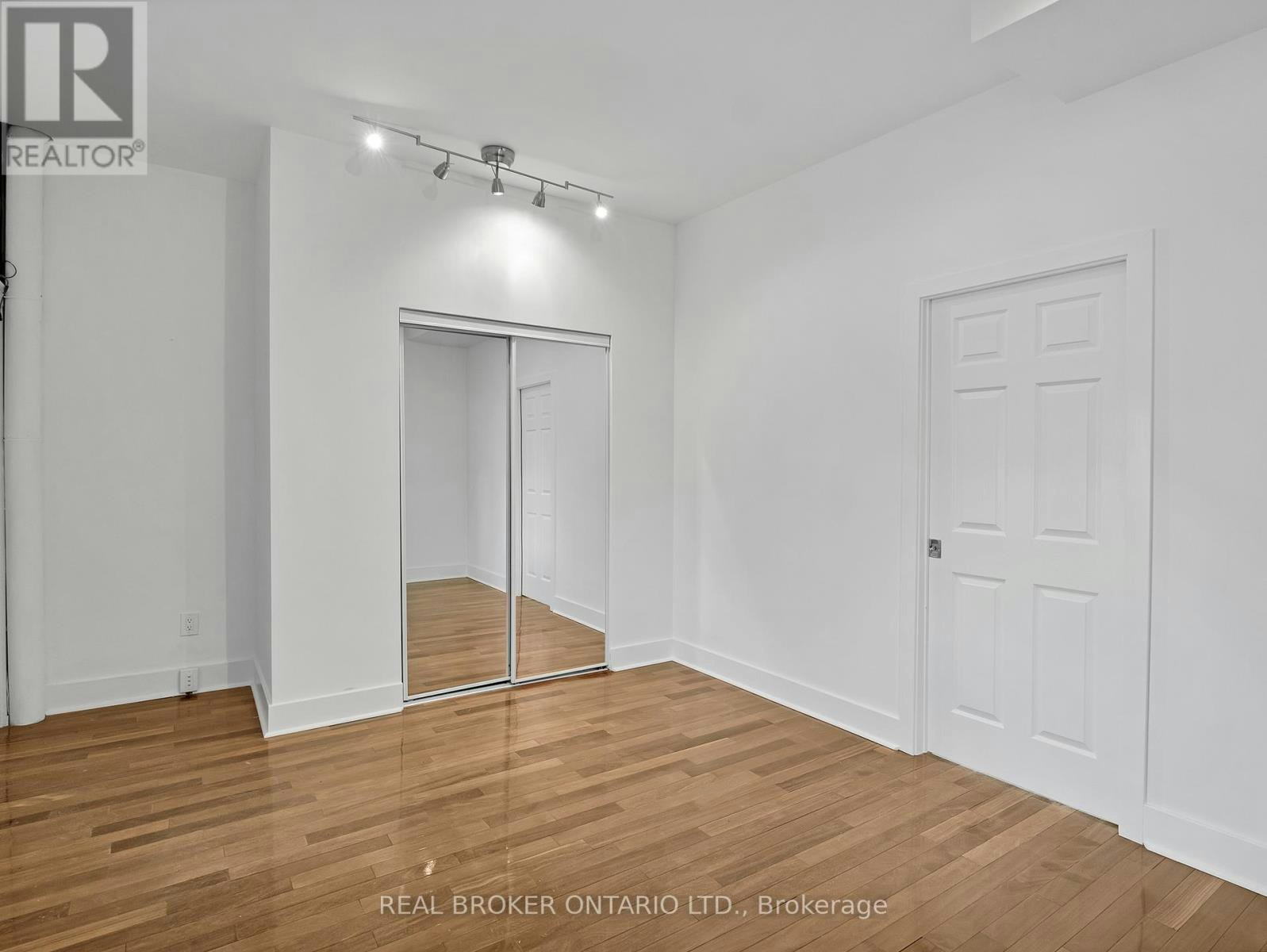 MAIN FL-1928 Gerrard Street E, Toronto, ON, M4L 2C1 - 15