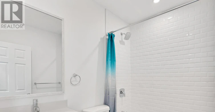 MAIN FL-1928 Gerrard Street E, Toronto, ON, M4L 2C1 - 9