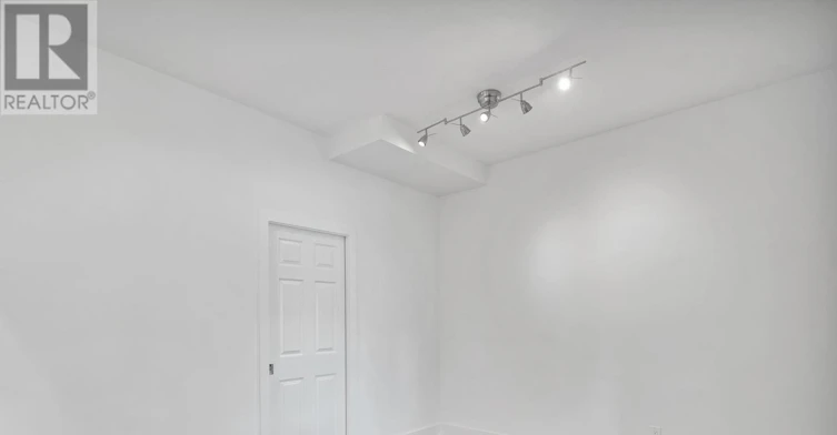 MAIN FL-1928 Gerrard Street E, Toronto, ON, M4L 2C1 - 14