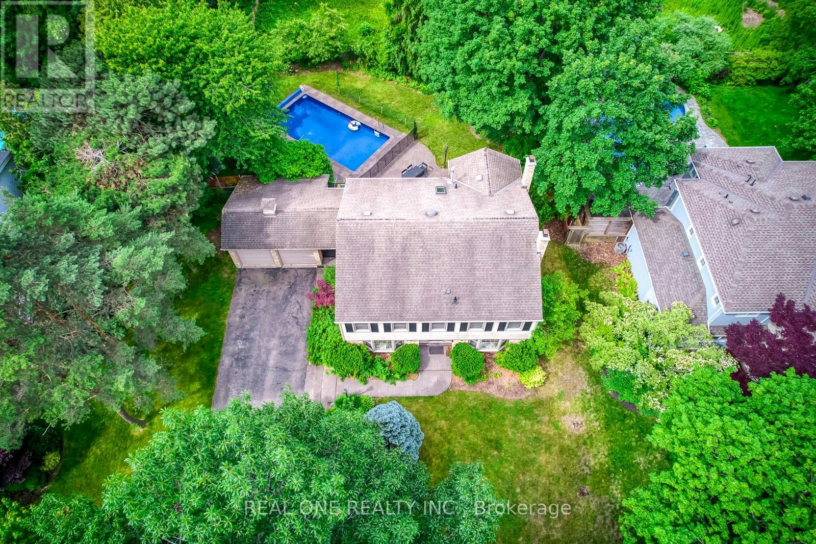 120 Blyth Crescent, Oakville, ON, L6J 5H6