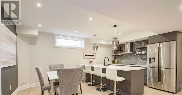 2-164 Maurice Drive, Oakville, ON, L6K 2W9 - 12