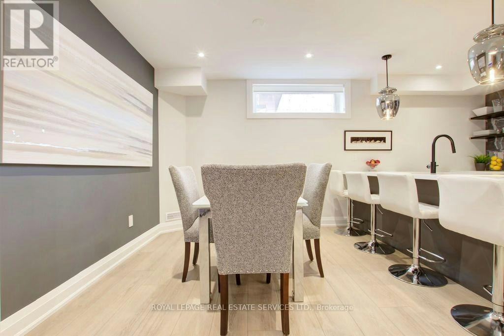 2-164 Maurice Drive, Oakville, ON, L6K 2W9 - 14