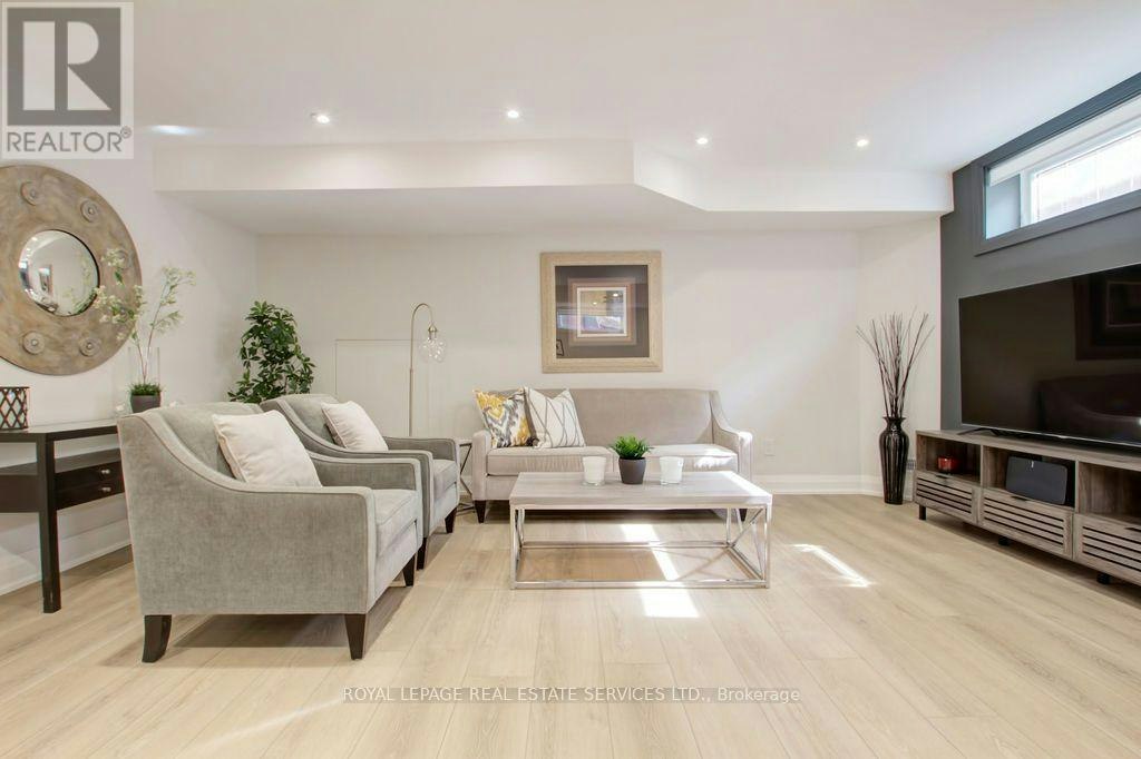 2-164 Maurice Drive, Oakville, ON, L6K 2W9 - 21