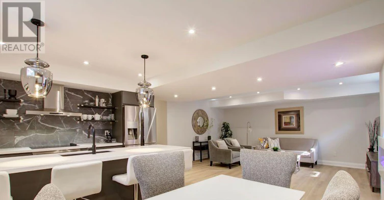 2-164 Maurice Drive, Oakville, ON, L6K 2W9 - 16