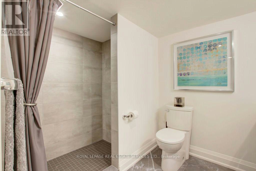 2-164 Maurice Drive, Oakville, ON, L6K 2W9 - 29