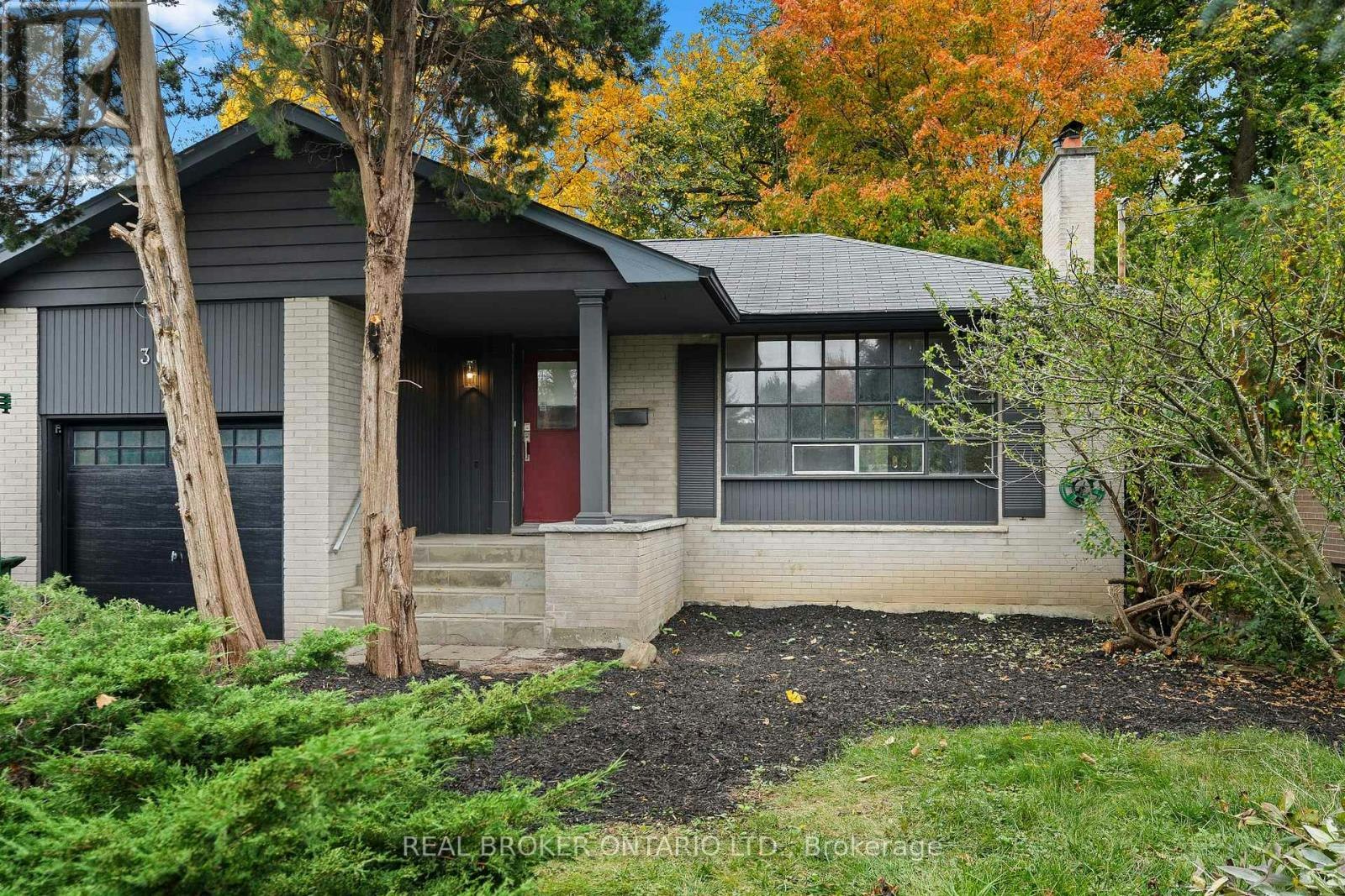 361 Rathburn Road, Toronto, ON, M9B 2M2
